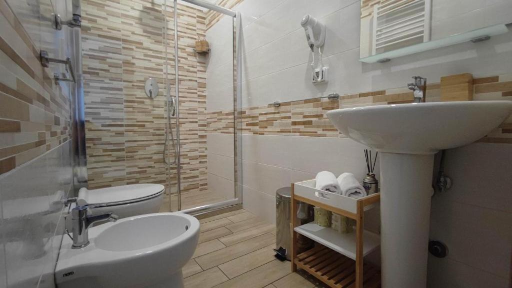 Adventor Eco-Suites Rzym Zewnętrze zdjęcie